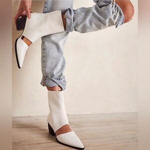 Matisse Caroline Cutout Booties from Anthropologie size 6.5